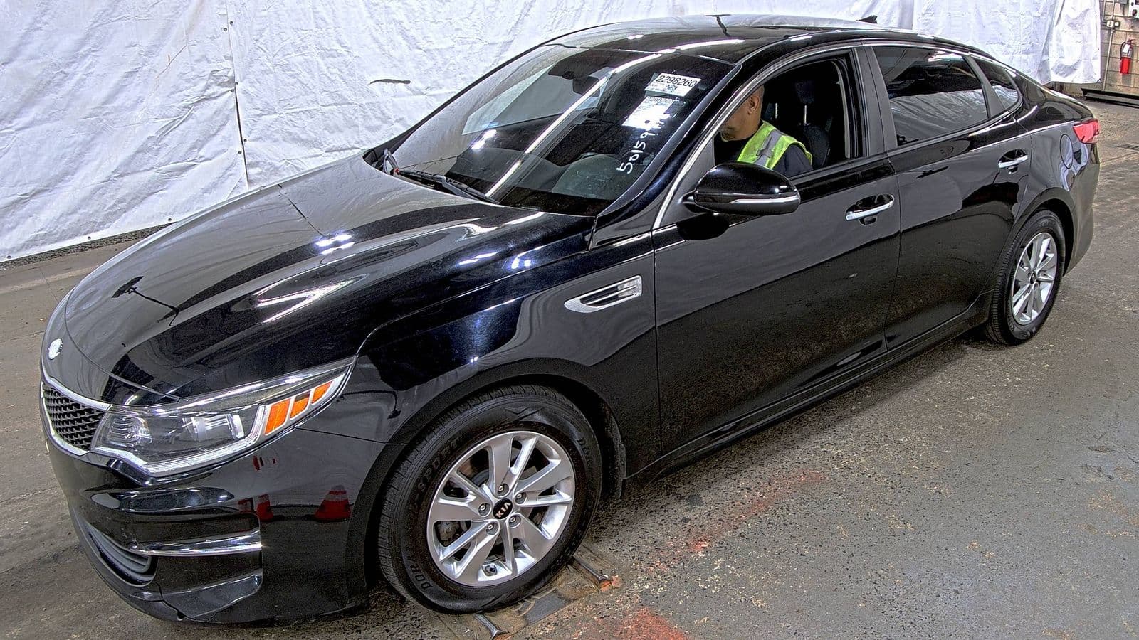 2017 KIA OPTIMA LX