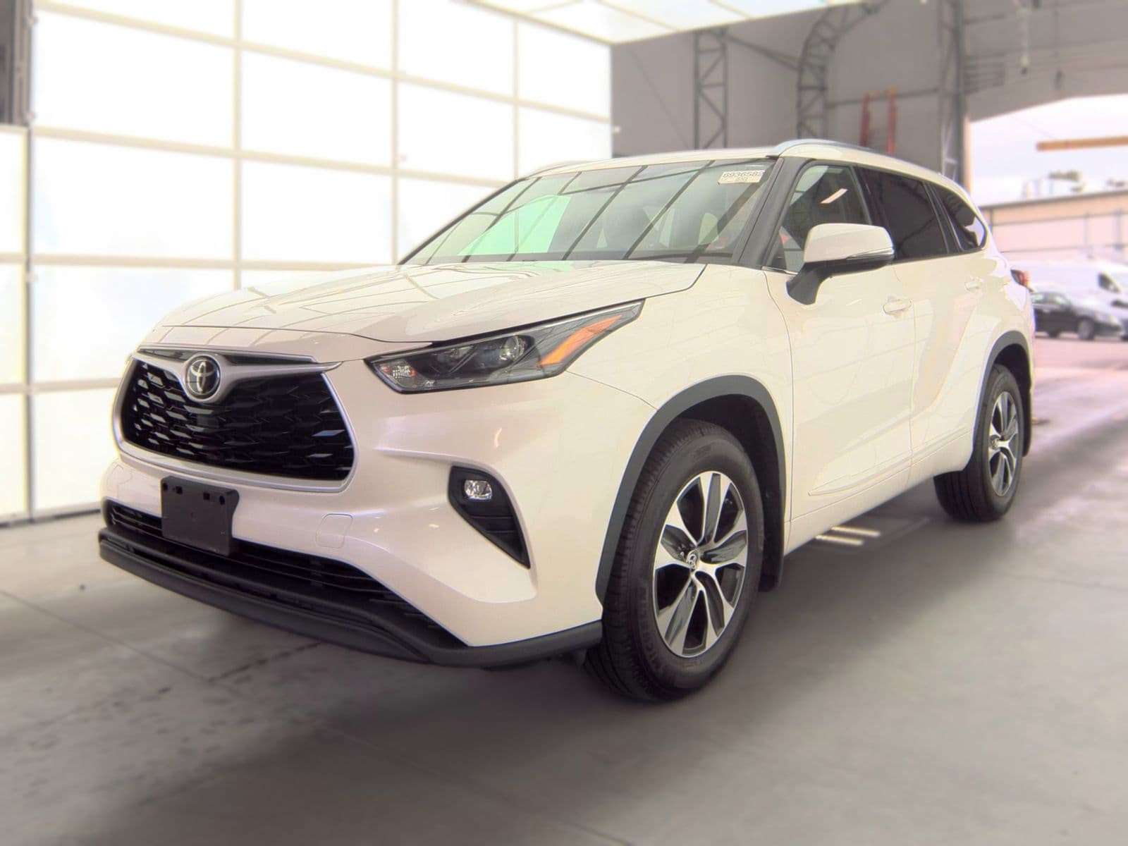 2021 TOYOTA HIGHLANDER XLE