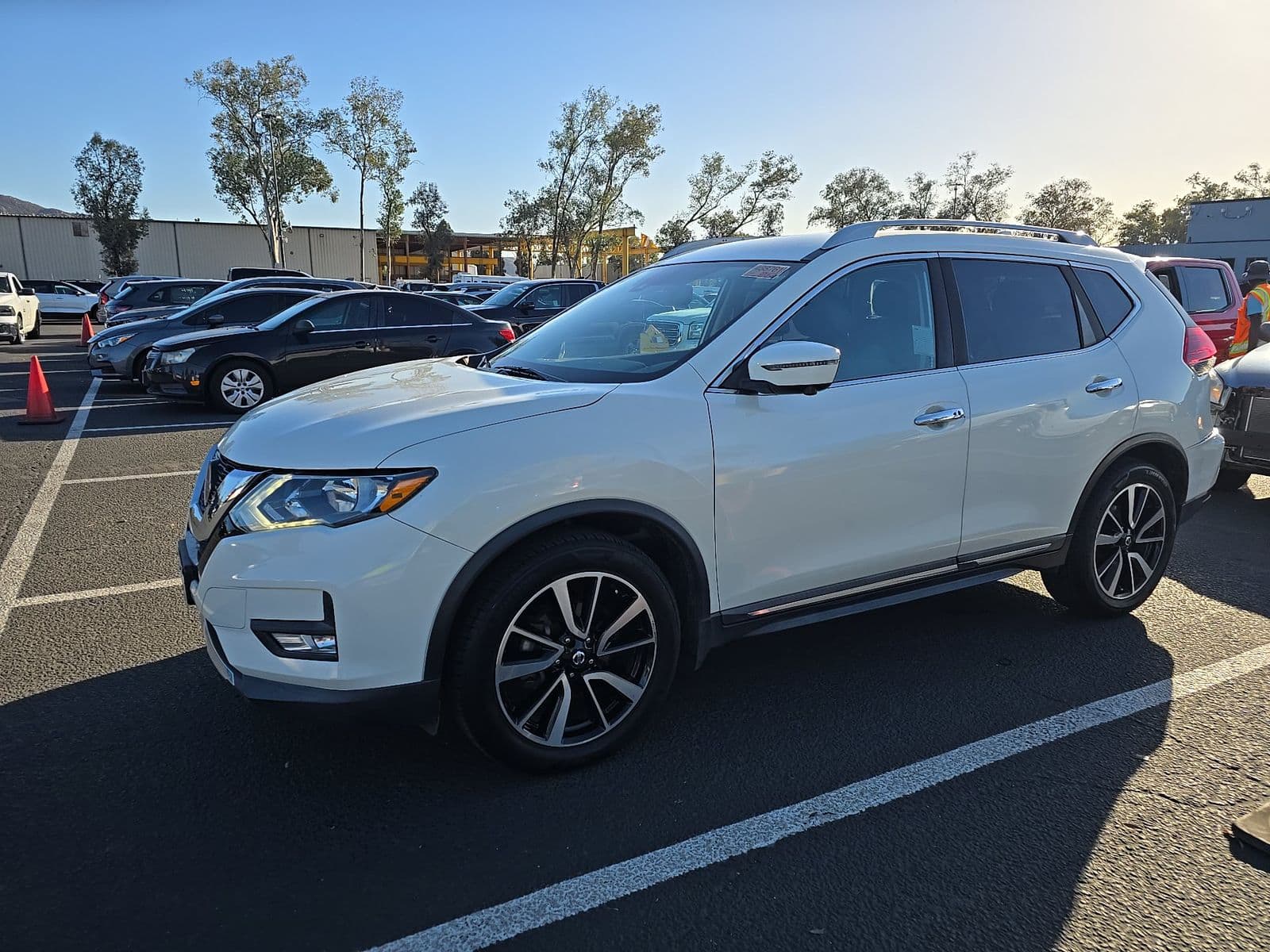 2019 NISSAN ROGUE SL