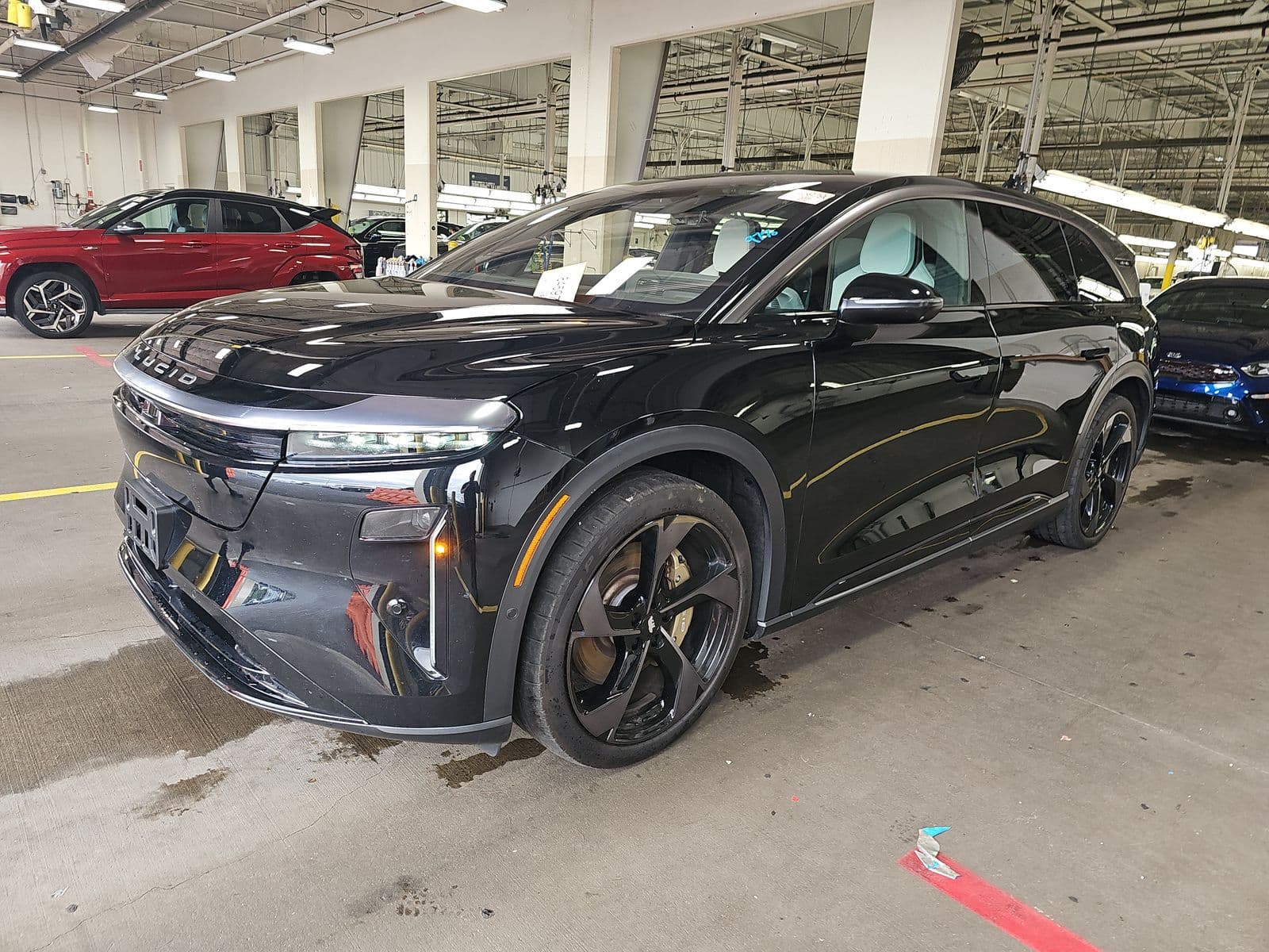 2026 LUCID GRAVITY GRAND Touring