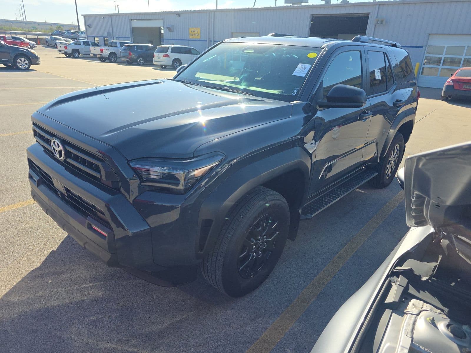 2025 TOYOTA 4RUNNER SR5