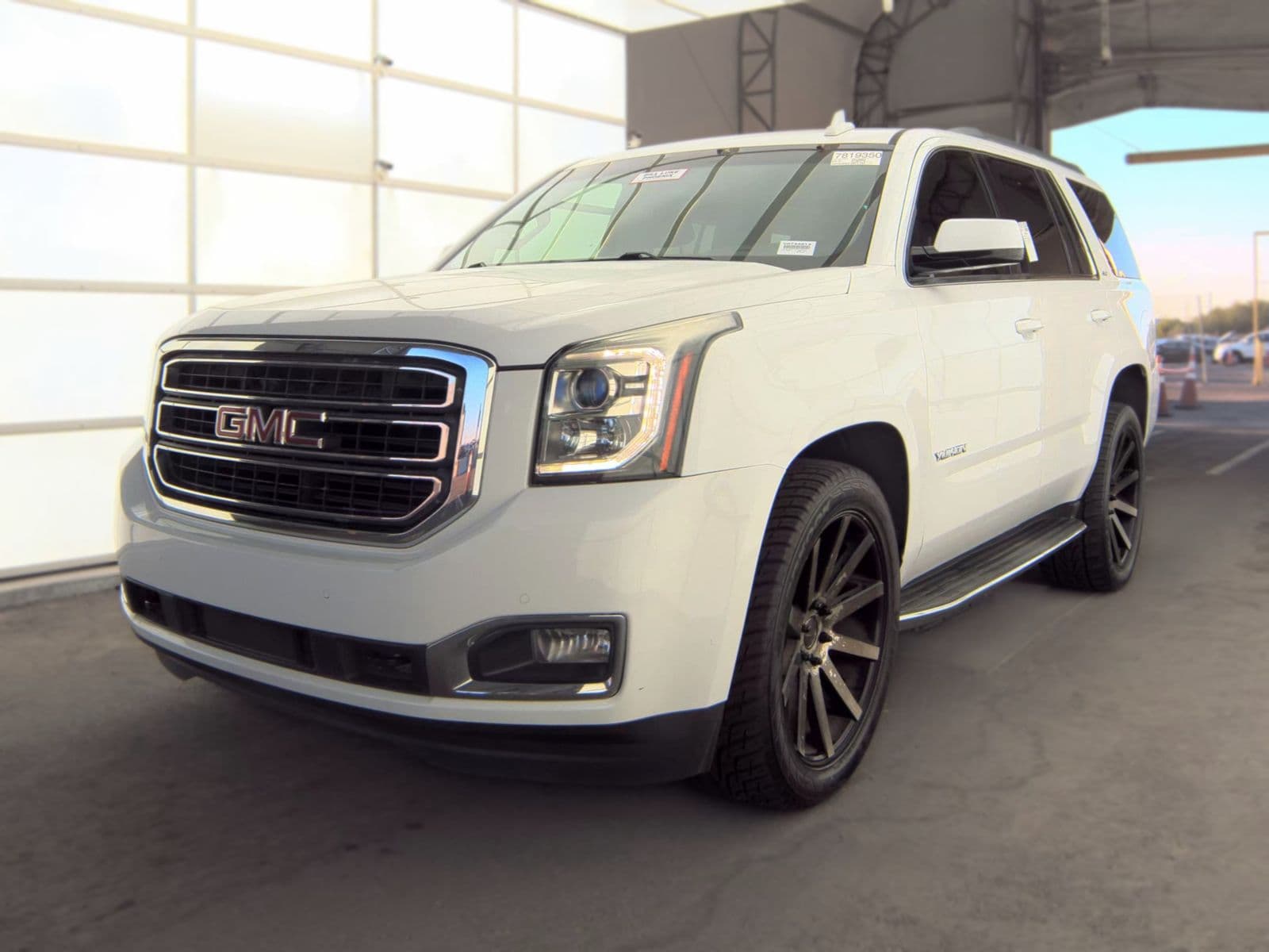 2017 GMC YUKON SLT