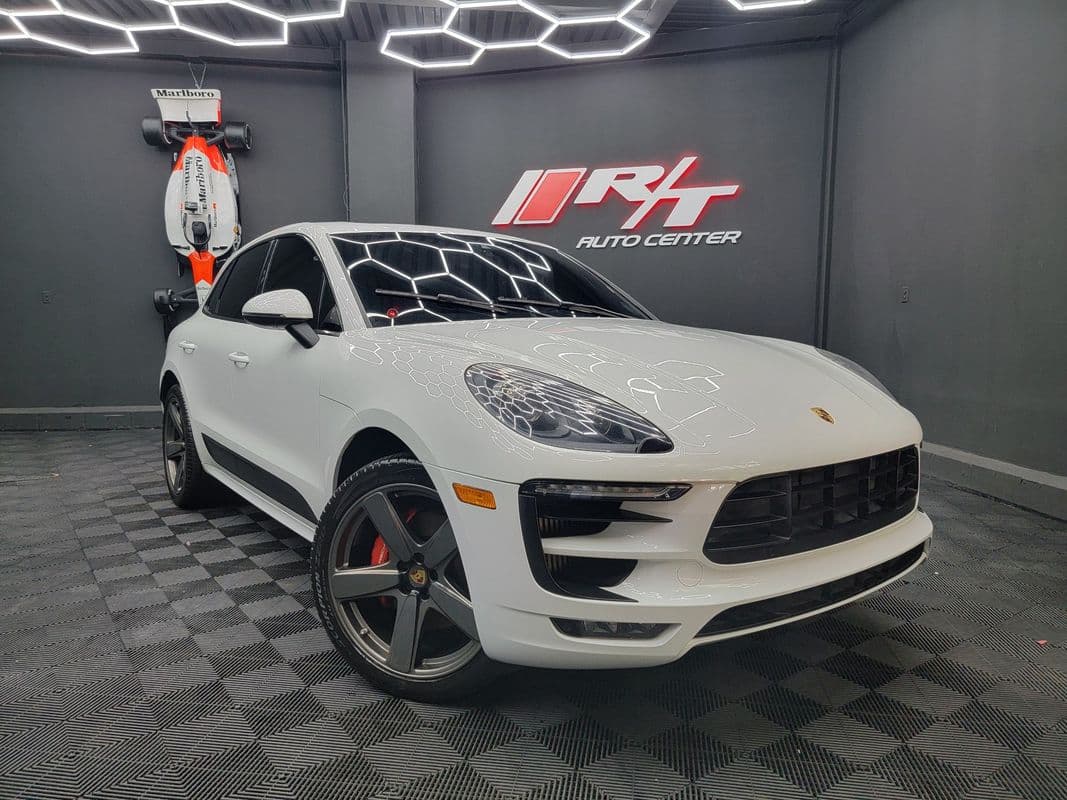 2018 PORSCHE MACAN GTS