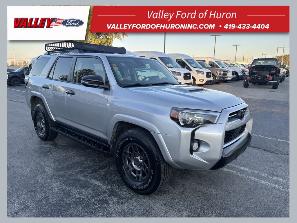 2020 TOYOTA 4RUNNER Venture