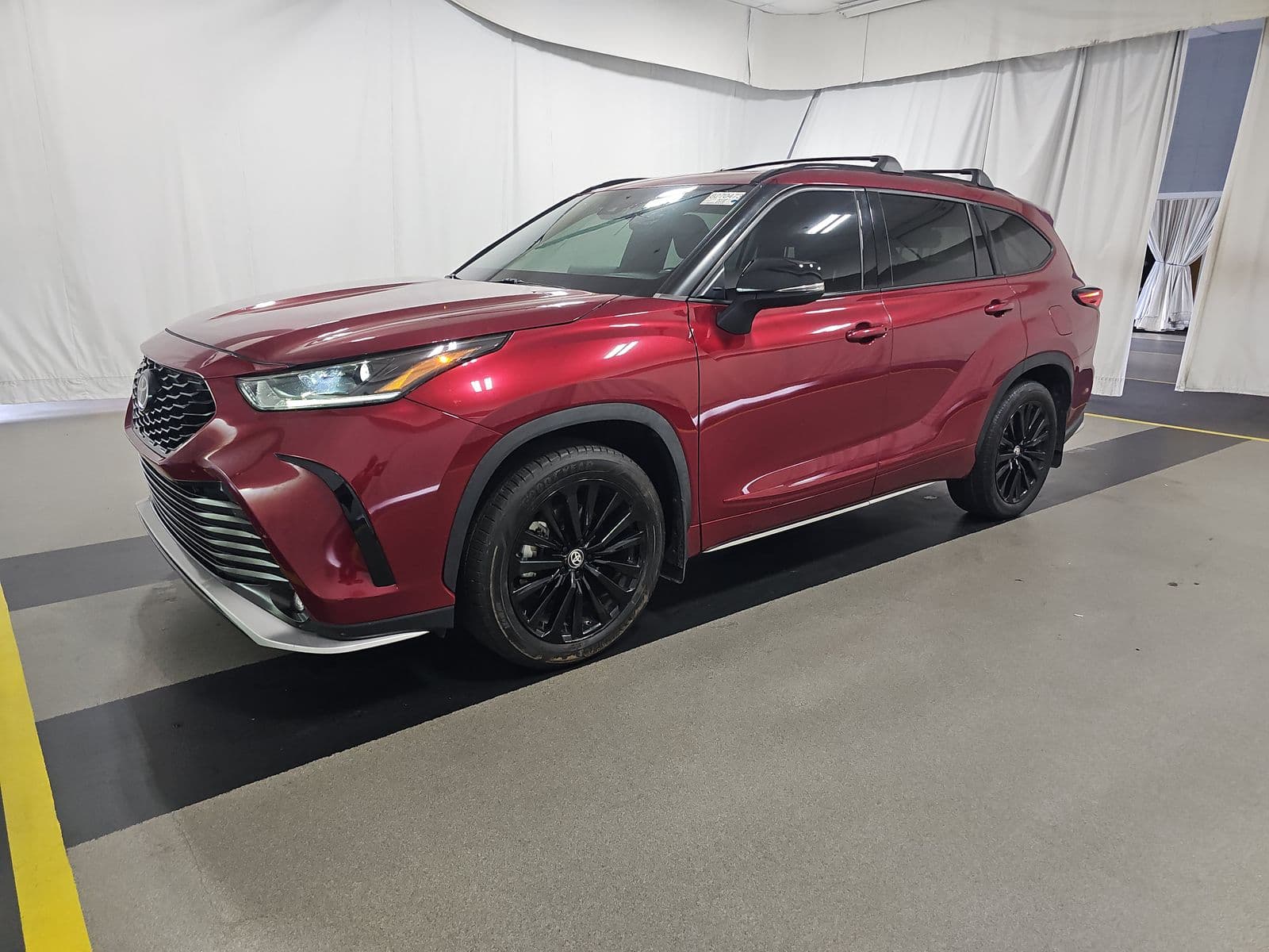 2023 TOYOTA HIGHLANDER XSE