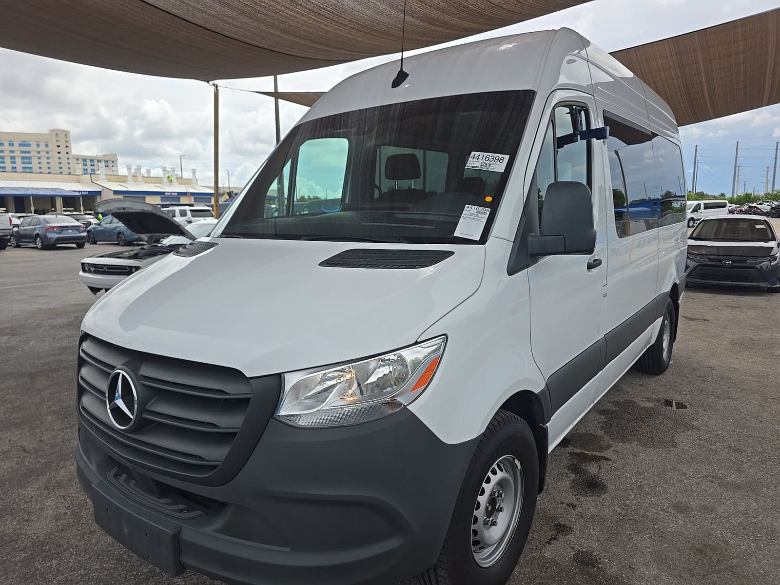2024 MERCEDES-BENZ SPRINTER 2500 Base