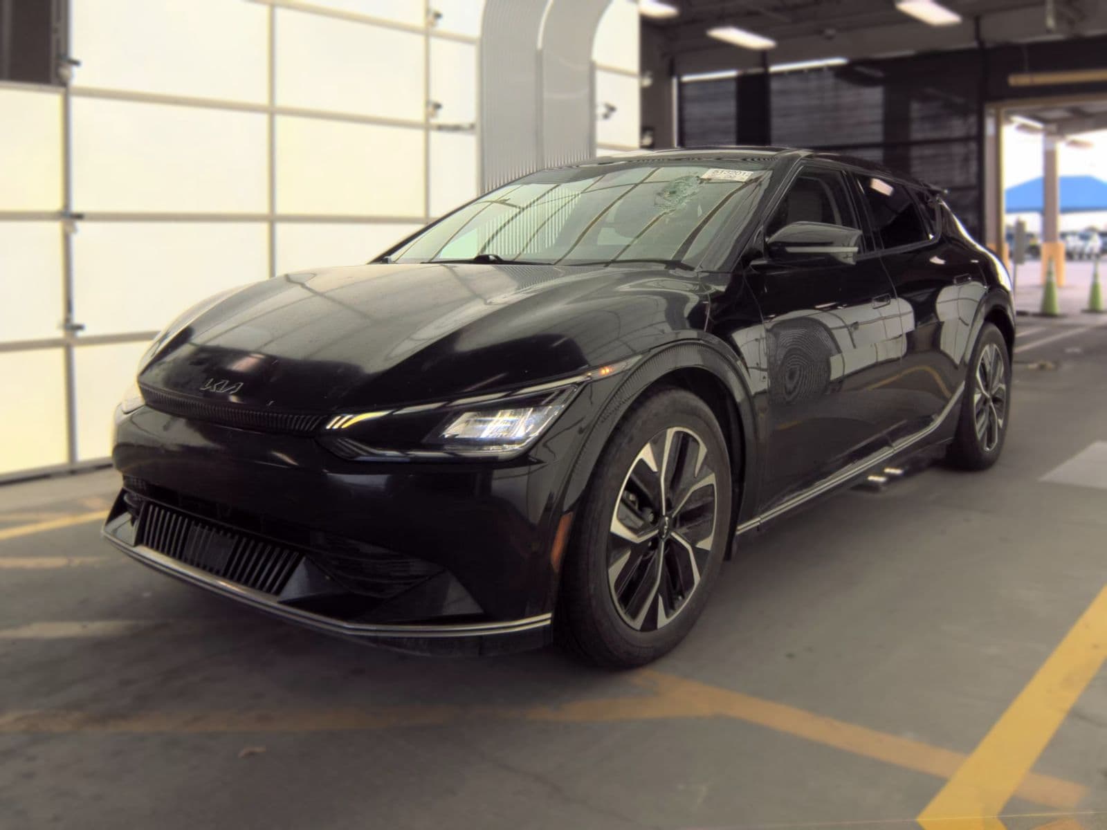 2022 KIA EV6 Wind