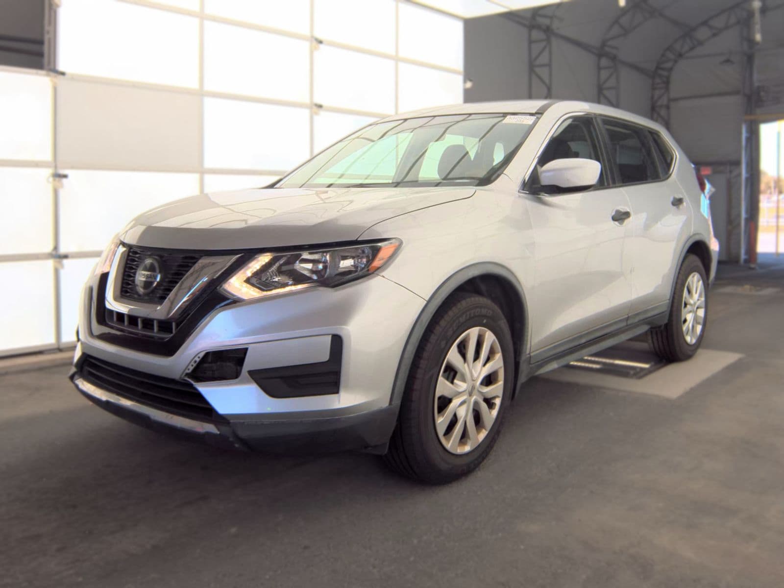 2018 NISSAN ROGUE S