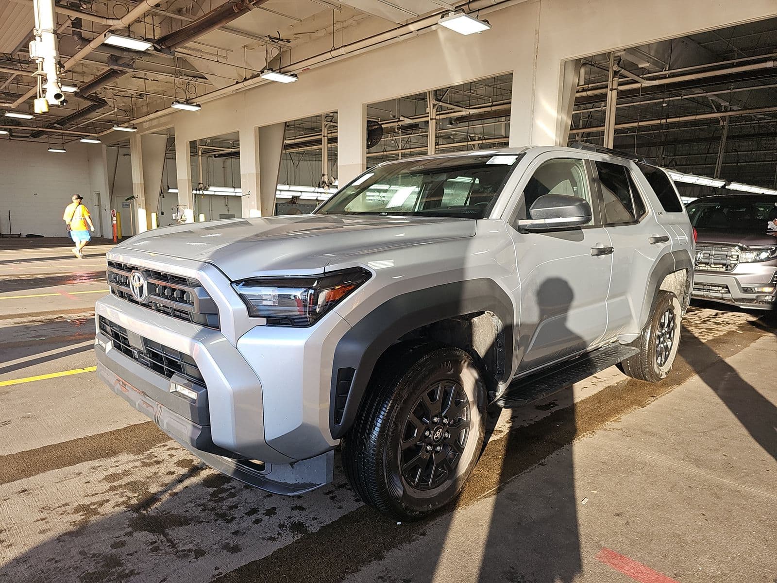 2025 TOYOTA 4RUNNER SR5