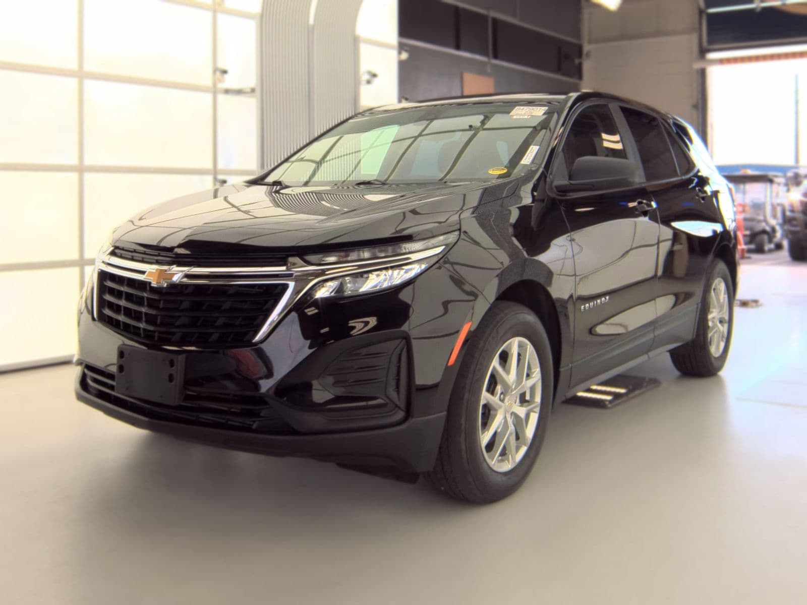 2023 CHEVROLET EQUINOX LS