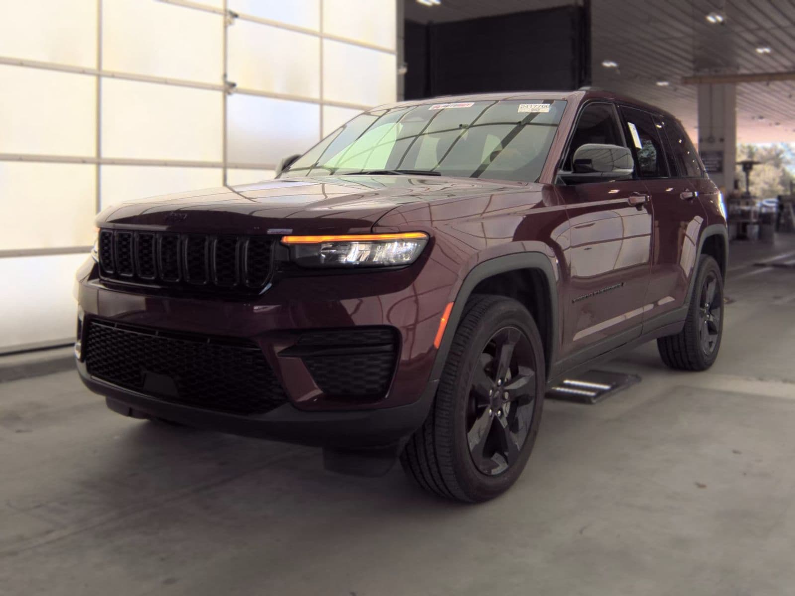 2024 JEEP GRAND CHEROKEE Altitude