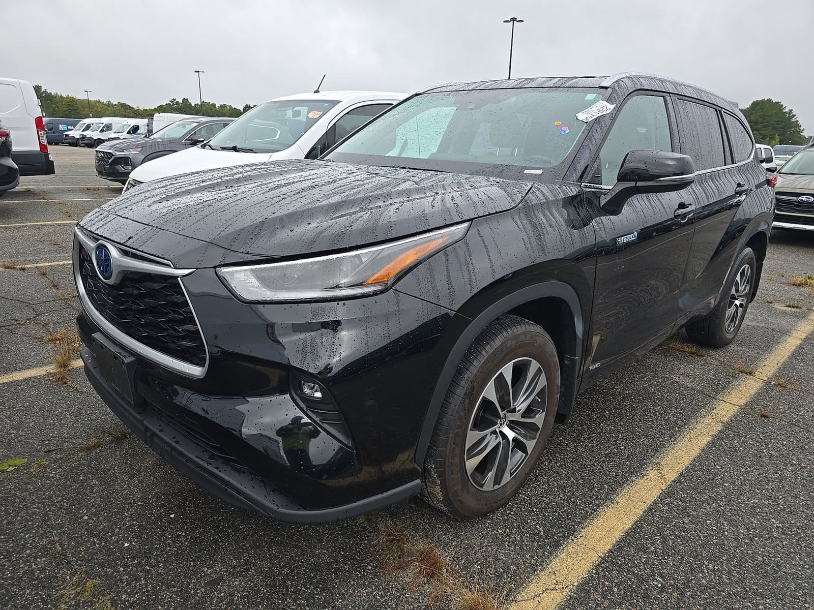2021 TOYOTA HIGHLANDER HYBRID XLE