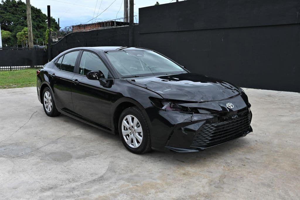 2026 TOYOTA CAMRY LE