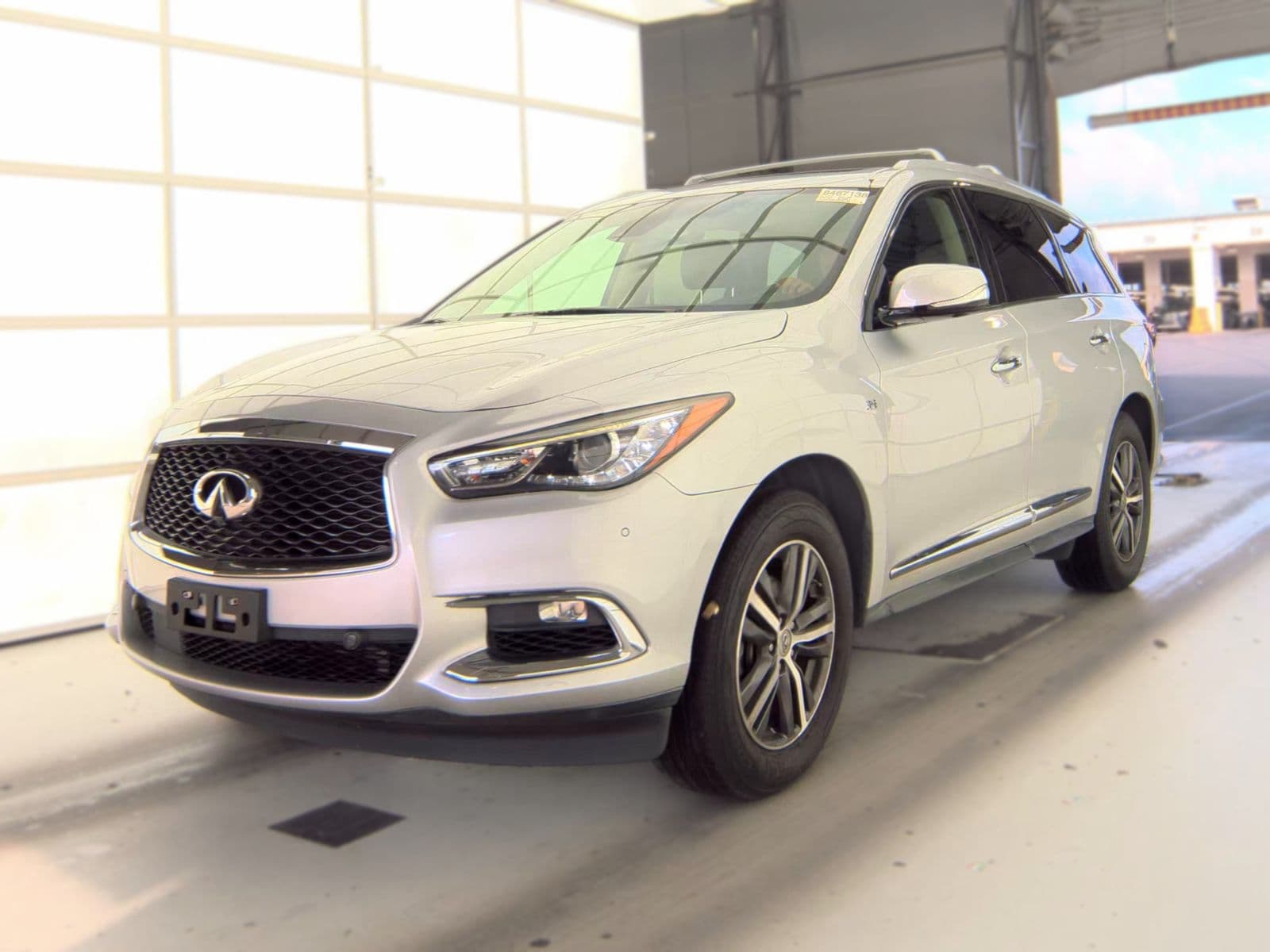 2019 INFINITI QX60 LUXE
