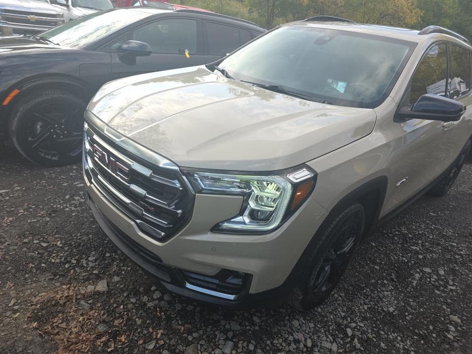 2022 GMC TERRAIN AT4