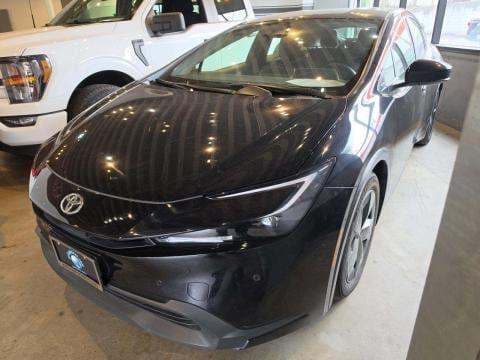 2025 TOYOTA PRIUS LE