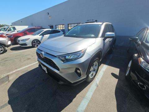 2021 TOYOTA RAV4 XLE