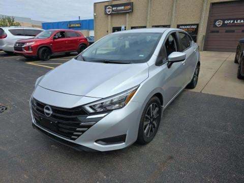 2025 NISSAN VERSA SV