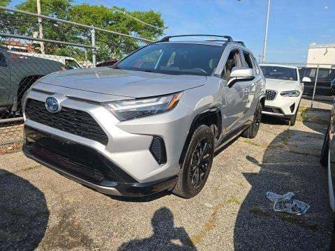 2024 TOYOTA RAV4 HYBRID SE