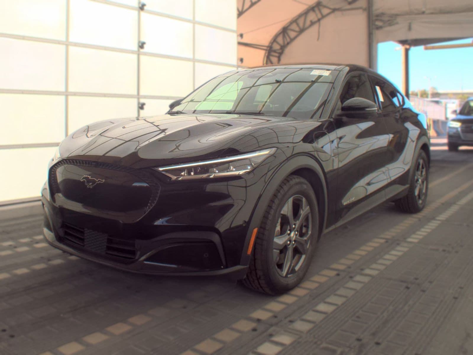 2023 FORD MUSTANG MACH-E Select
