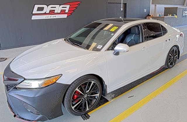 2018 TOYOTA CAMRY XSE