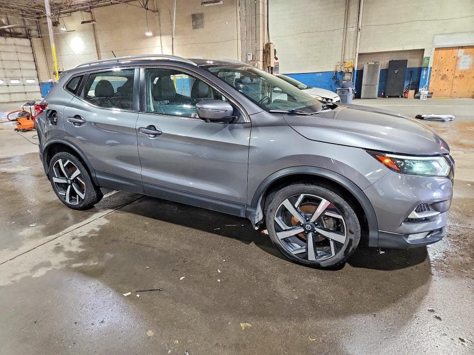 2022 NISSAN ROGUE SPORT SL