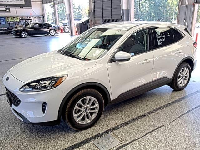2020 FORD ESCAPE SE