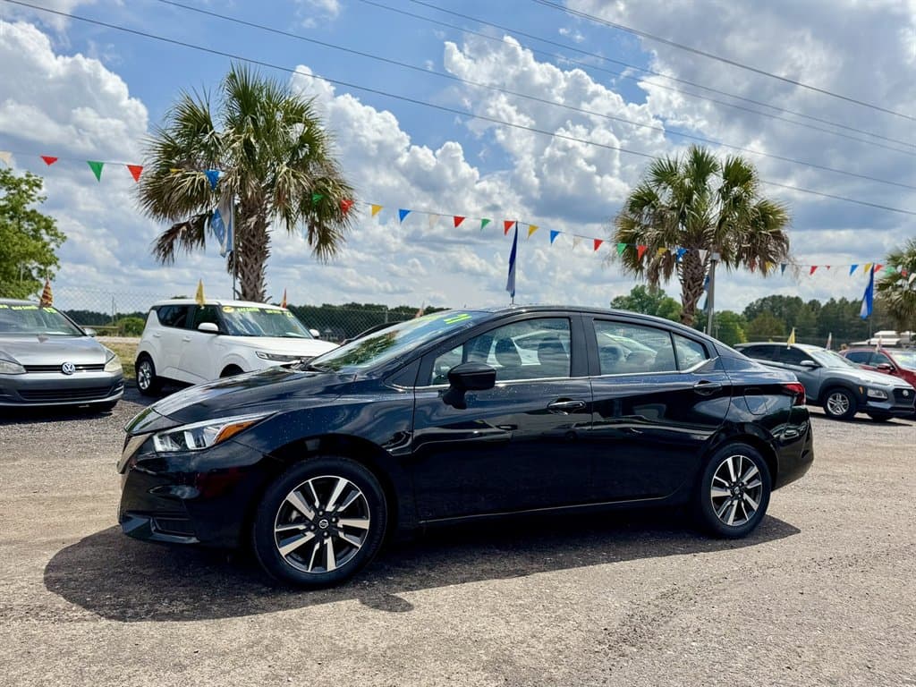 2021 NISSAN VERSA SV