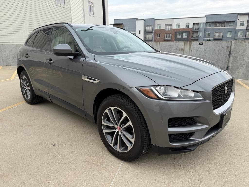 2018 JAGUAR F-PACE 25T Premium