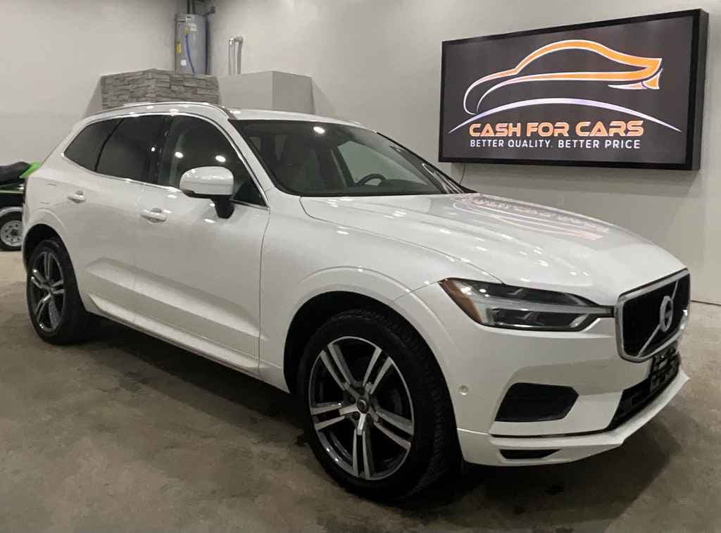 2018 VOLVO XC60 T5 Momentum