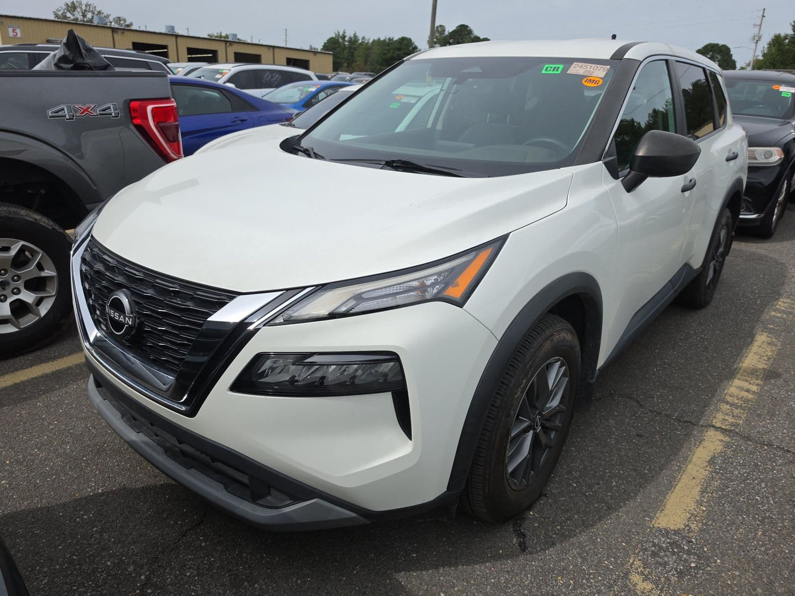 2022 NISSAN ROGUE S