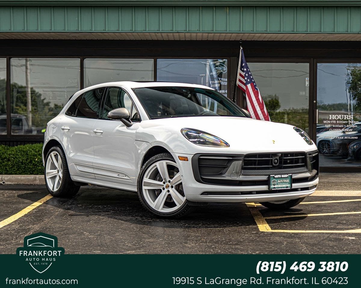 2023 PORSCHE MACAN T