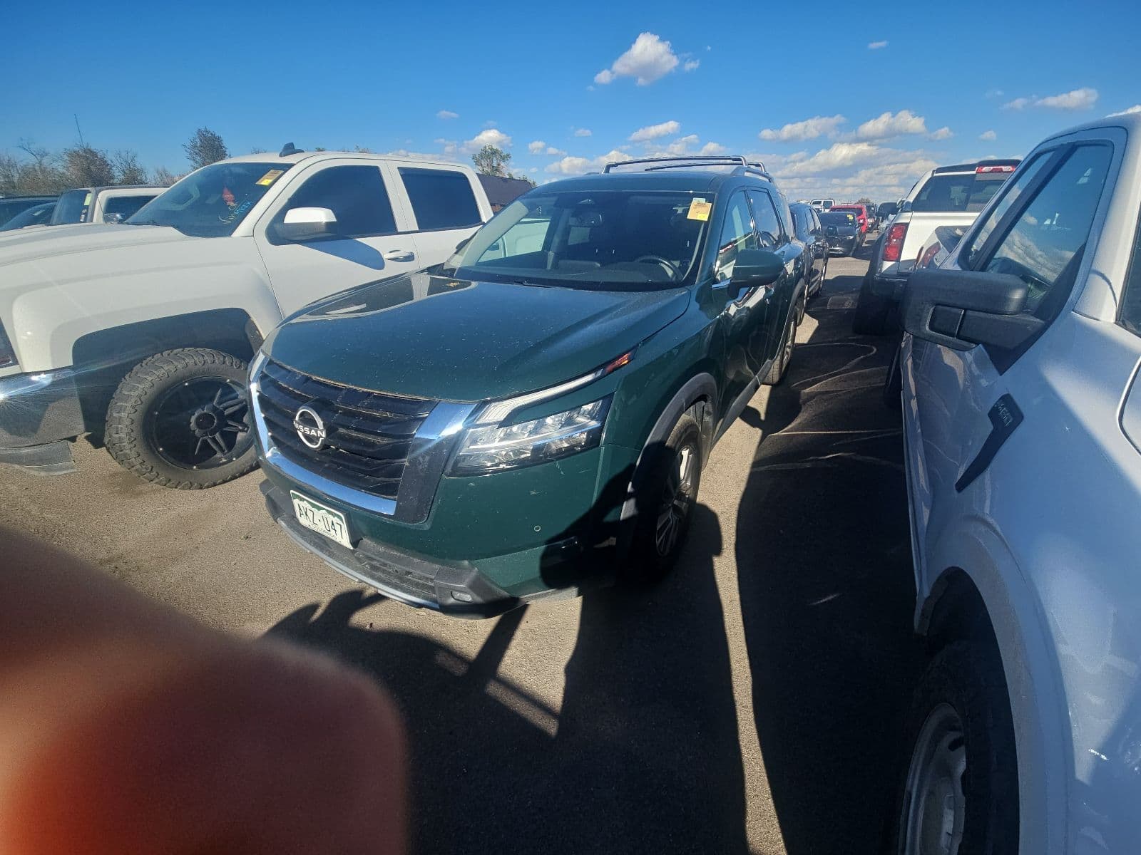2022 NISSAN PATHFINDER SL