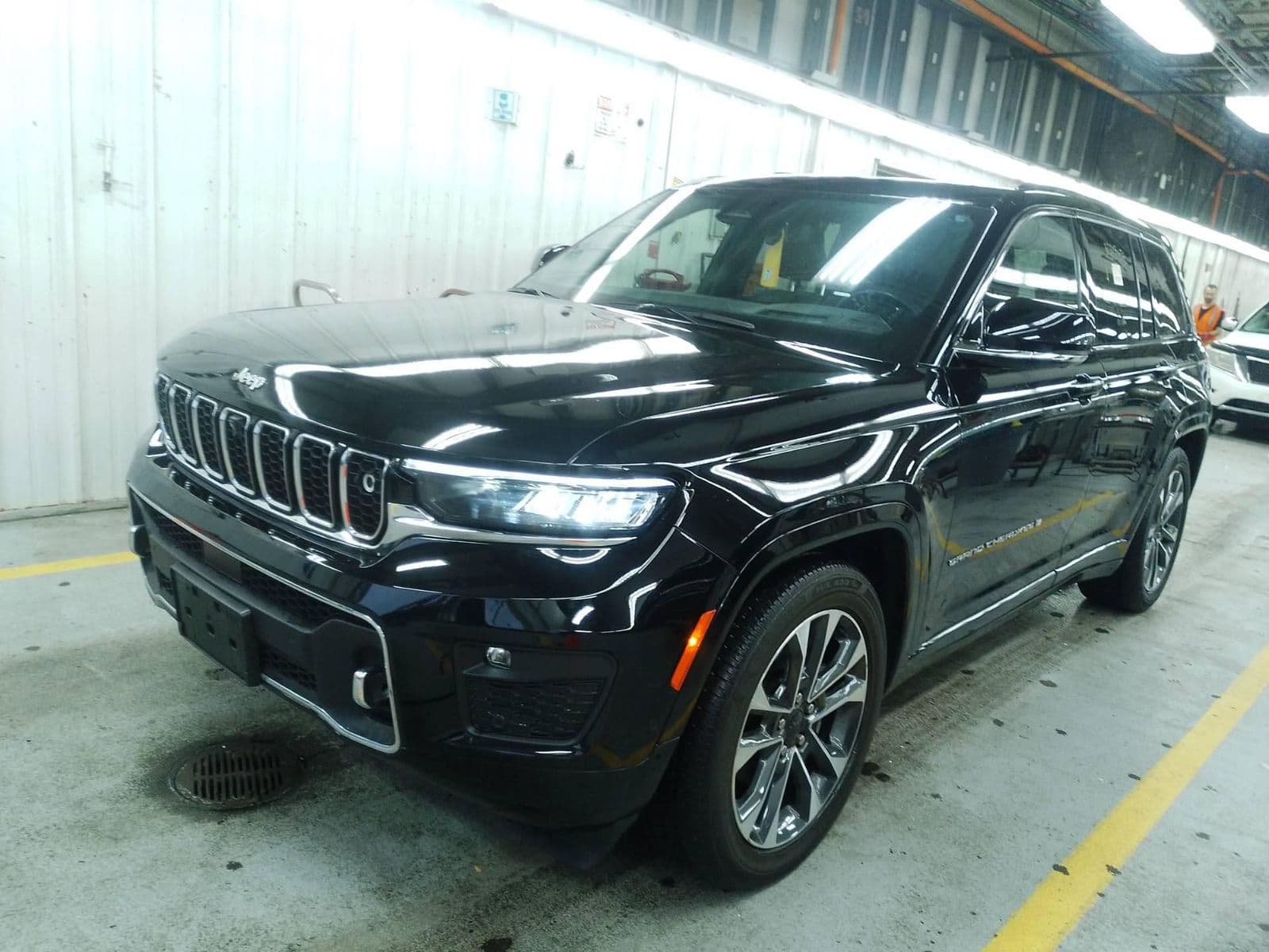 2023 JEEP GRAND CHEROKEE Overland