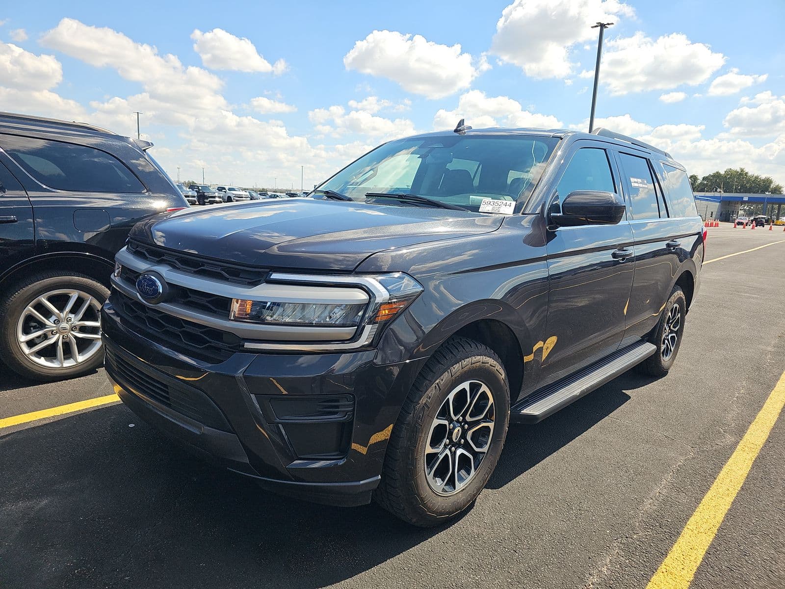 2024 FORD EXPEDITION XLT