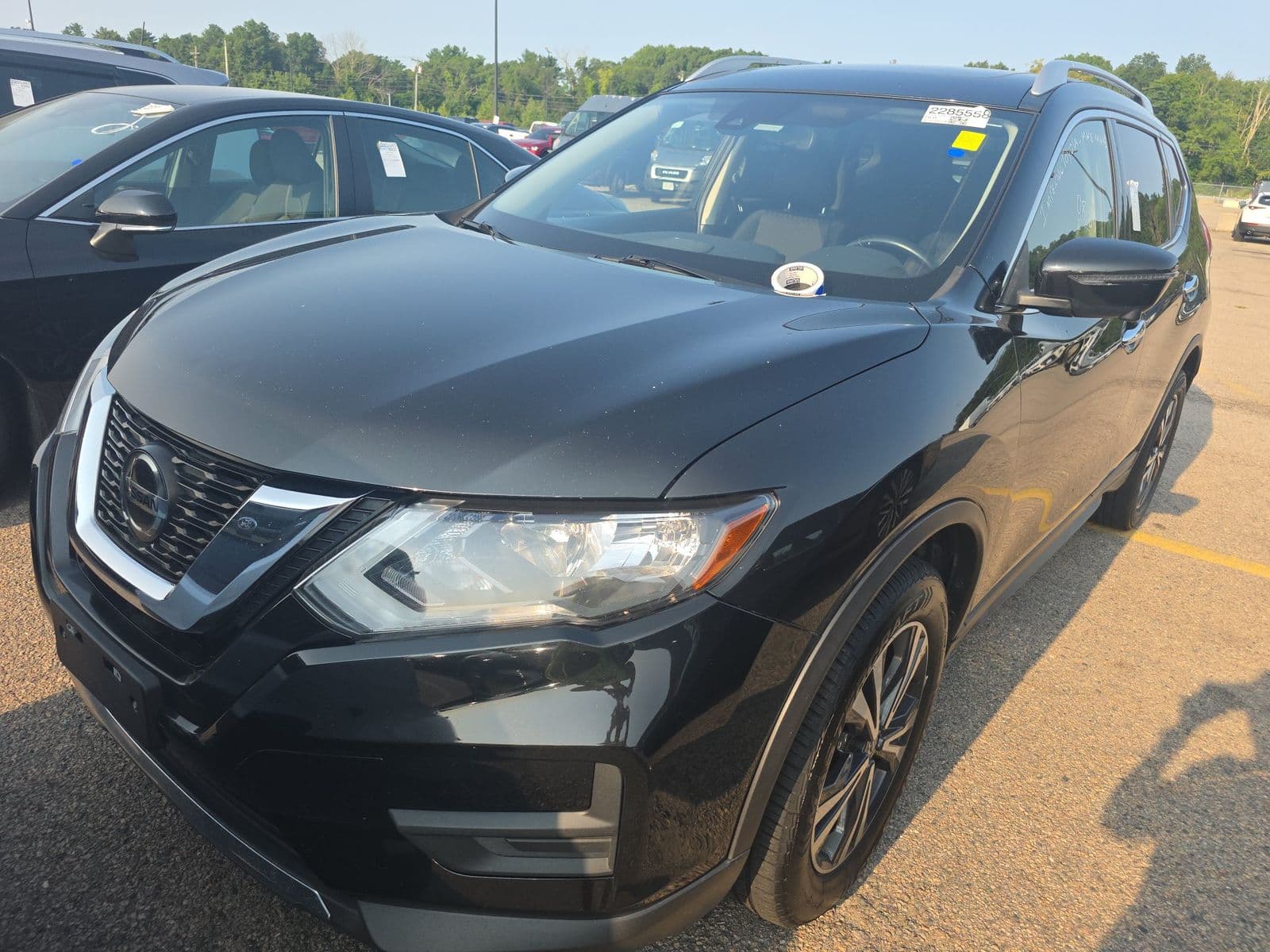 2019 NISSAN ROGUE SV
