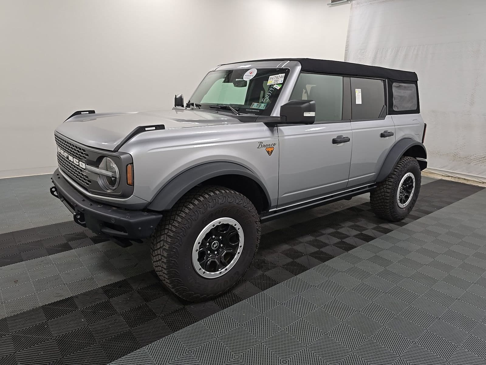 2024 FORD BRONCO Badlands