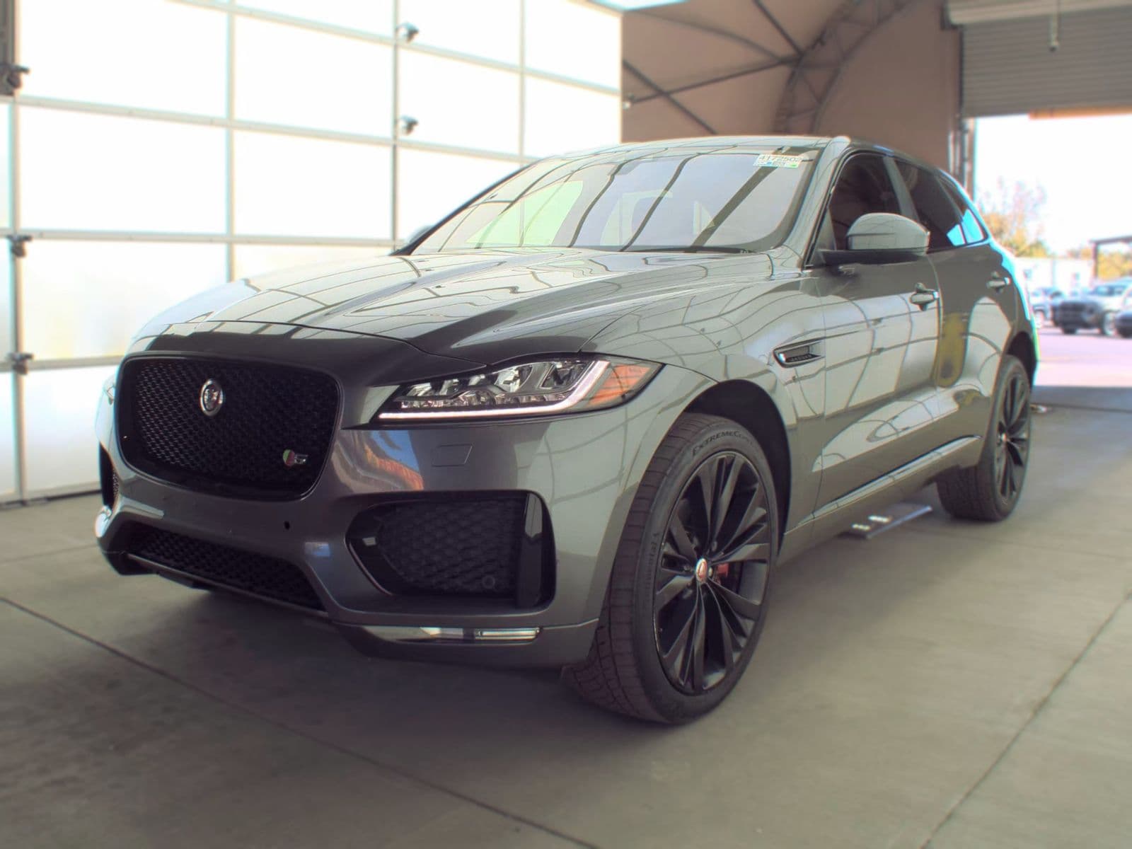 2018 JAGUAR F-PACE S