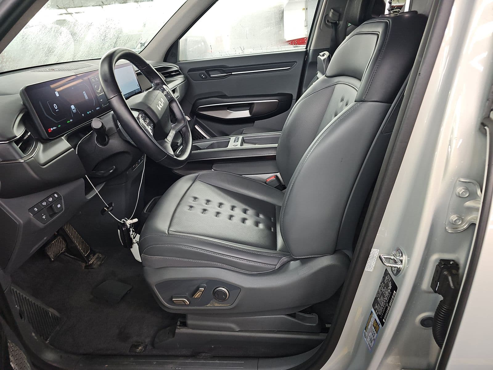 2024 KIA EV9 Wind
