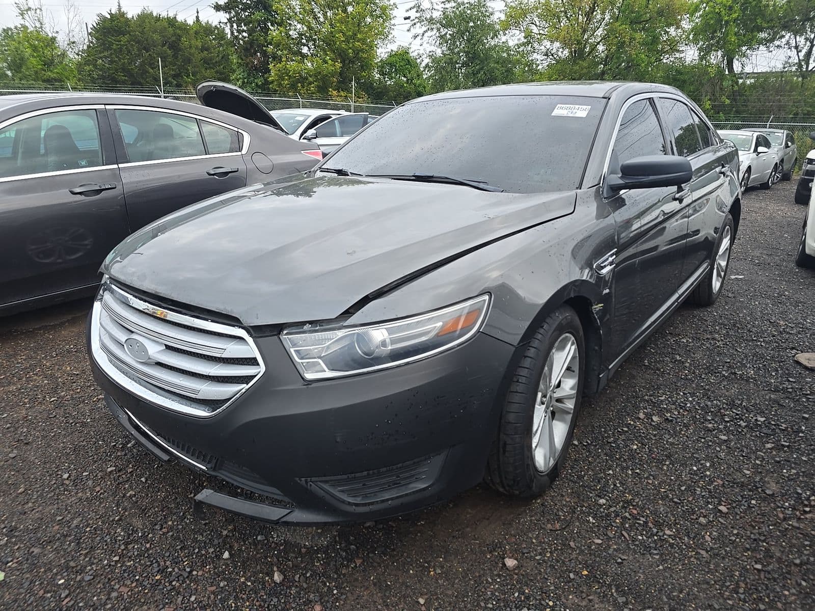 2019 FORD TAURUS SE