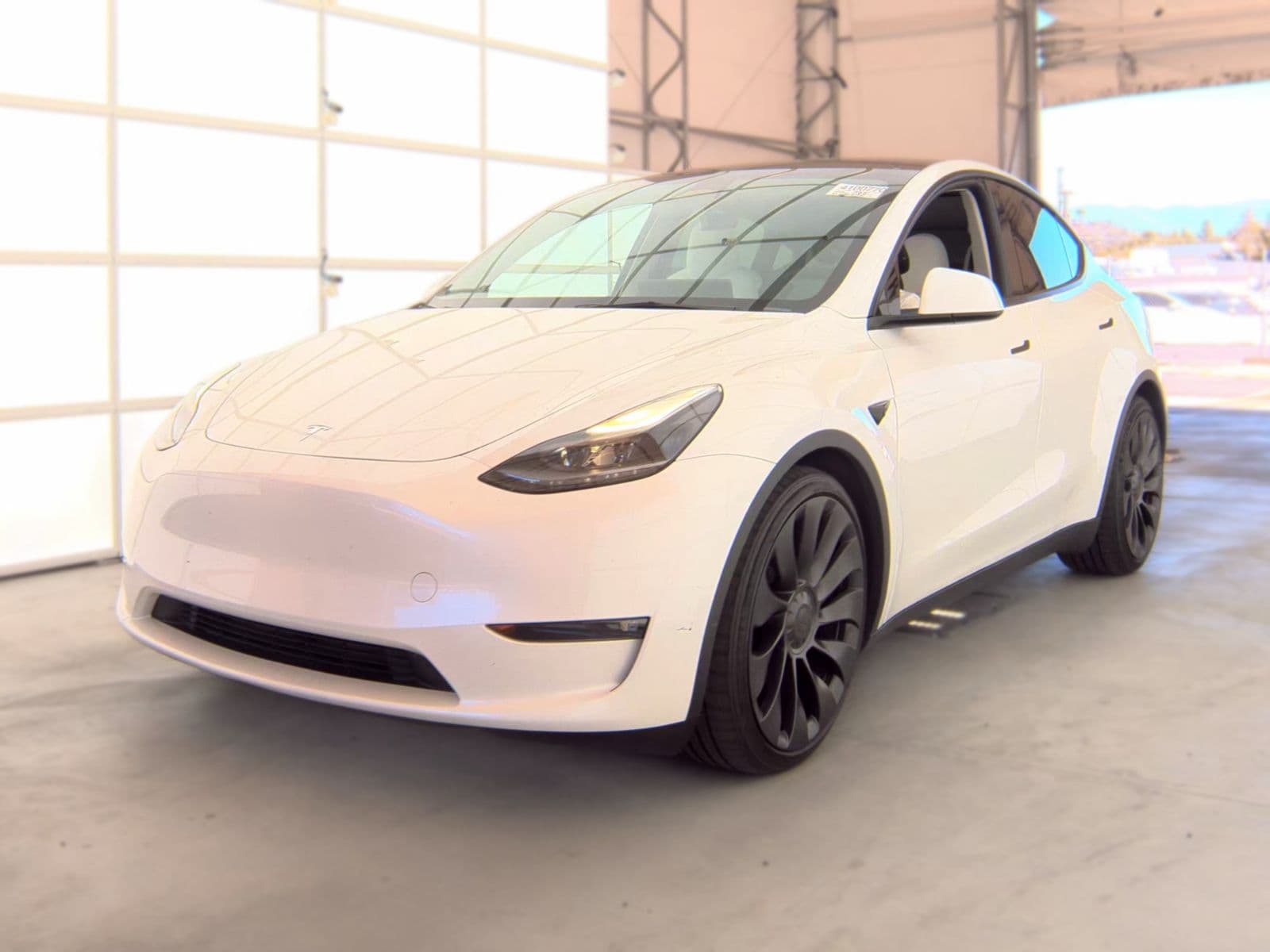 2023 TESLA MODEL Y Performance