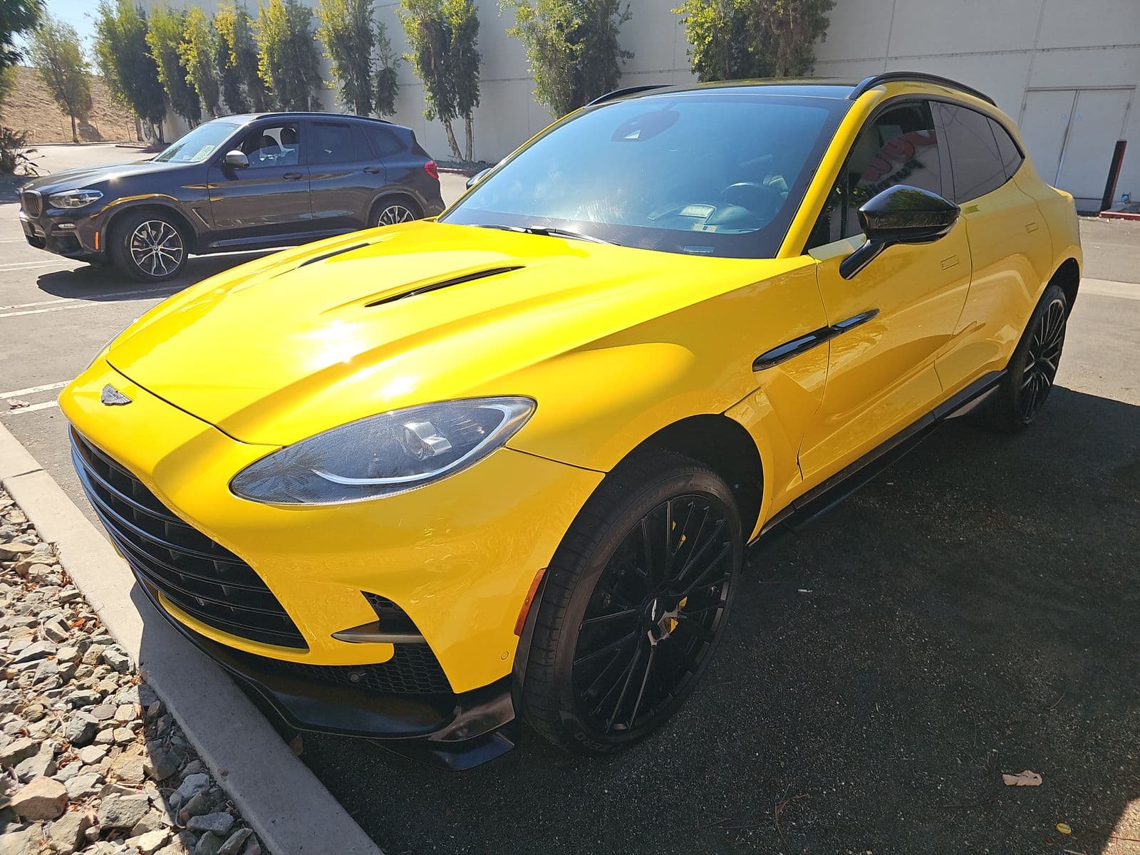 2023 ASTON MARTIN DBX 707
