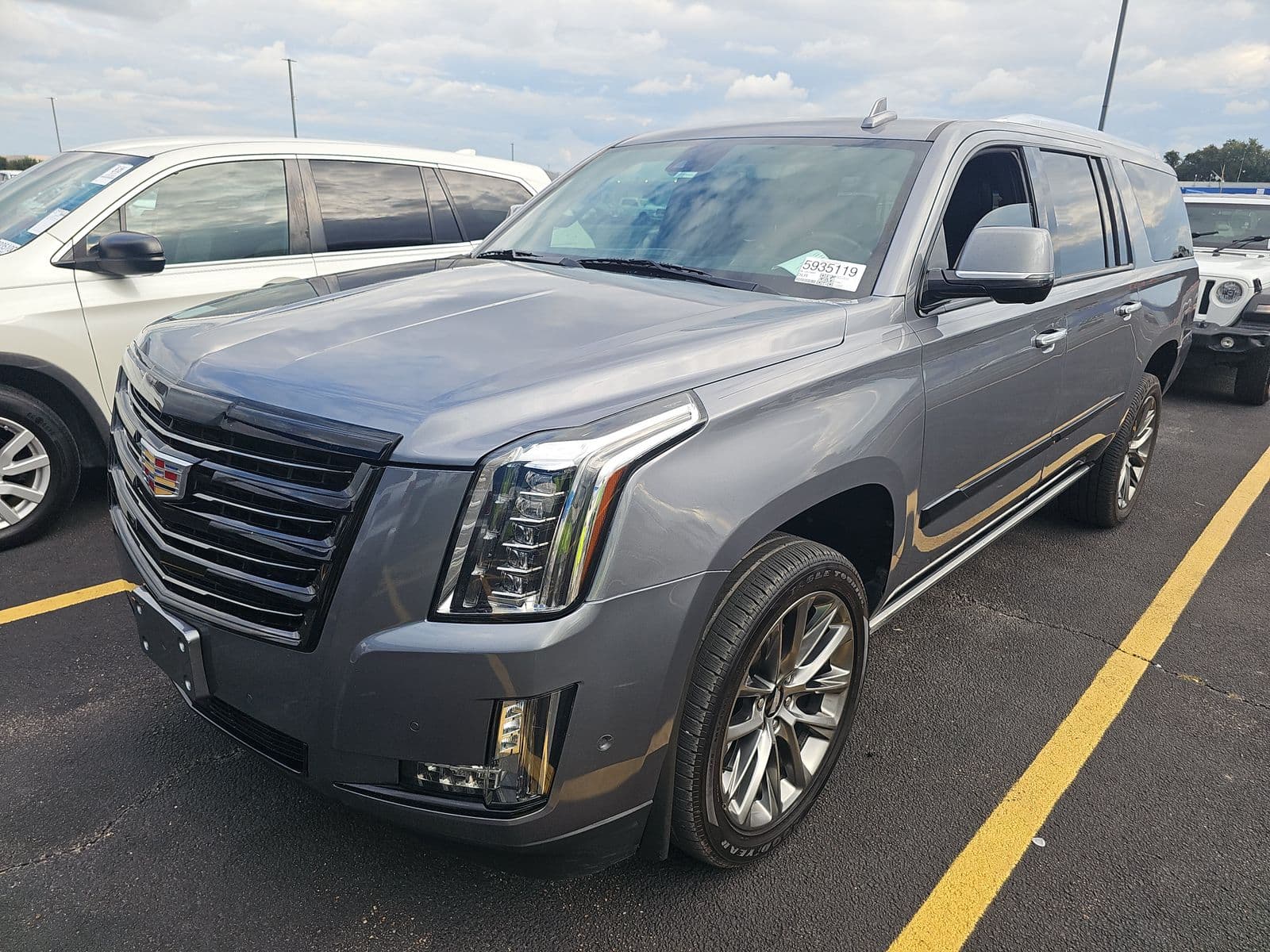 2020 CADILLAC ESCALADE ESV Platinum