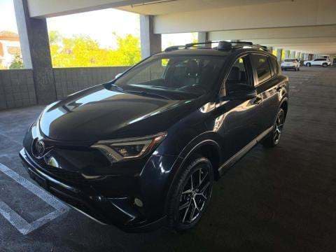 2018 TOYOTA RAV4 SE