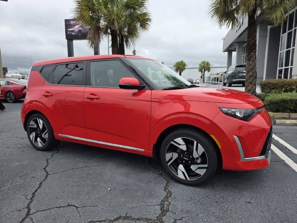 2025 KIA SOUL GT-Line