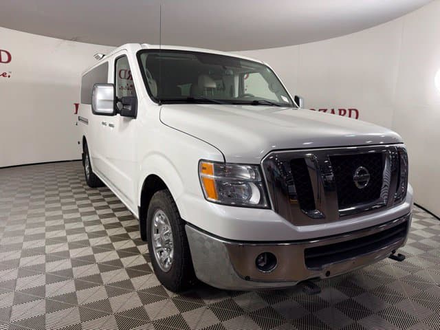 2017 NISSAN NV3500 HD SL