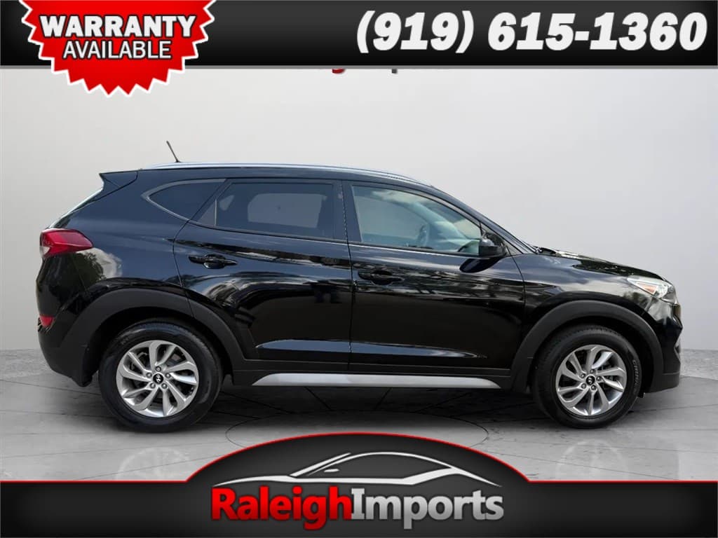 2017 HYUNDAI TUCSON SE