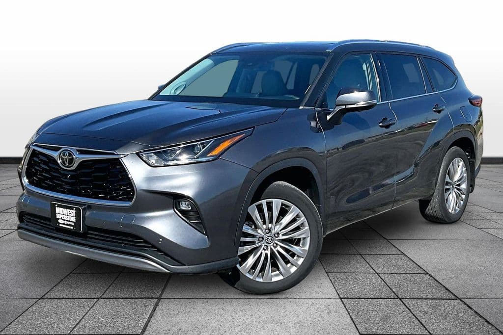 2023 TOYOTA HIGHLANDER Platinum