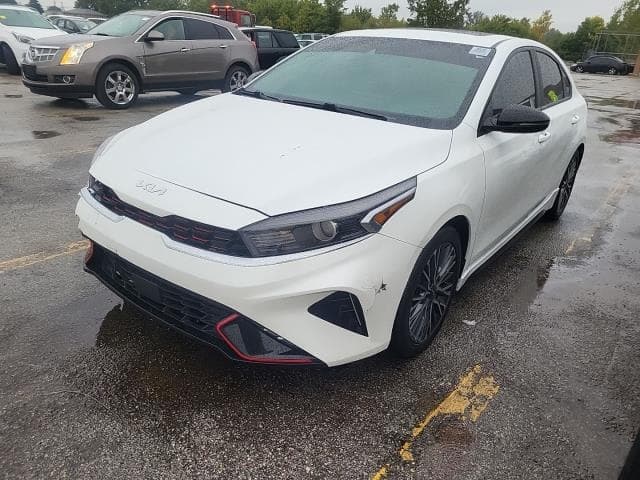 2023 KIA FORTE GT-Line