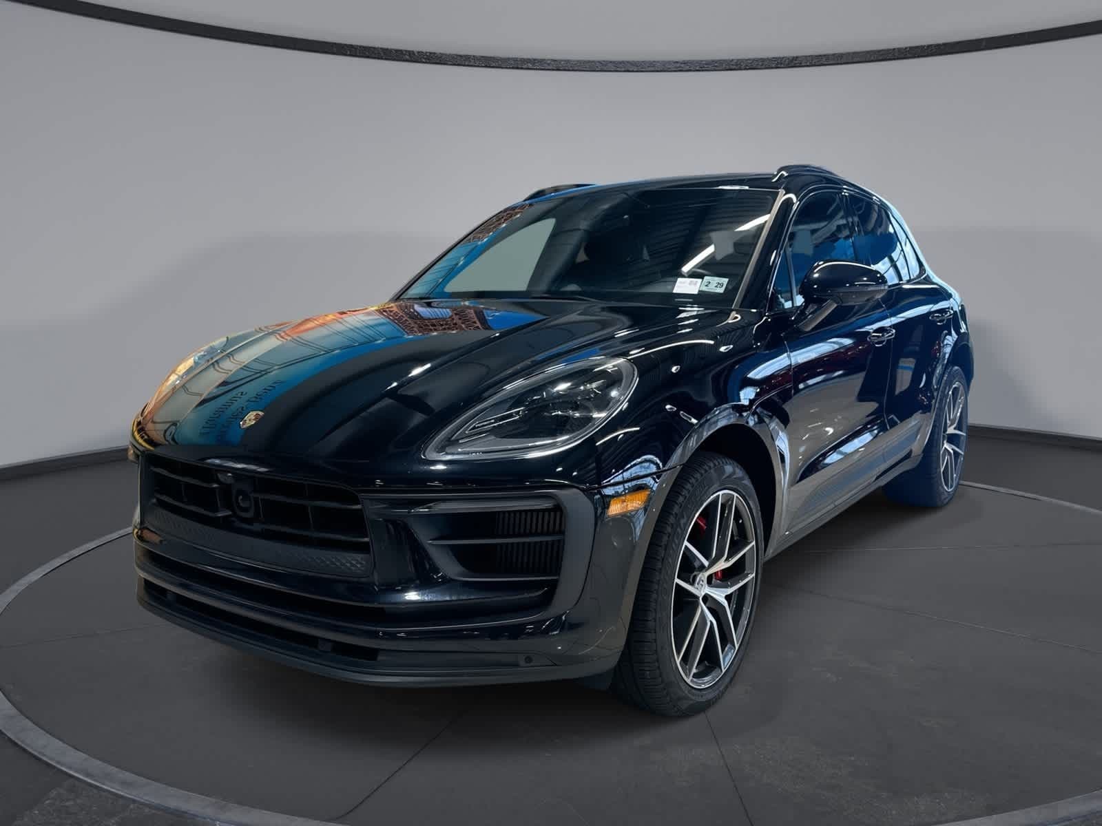 2024 PORSCHE MACAN S